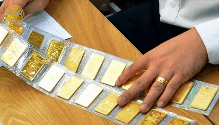 Khối lượng giao dịch vàng tăng, nhưng “open interest” giảm mạnh Khối lượng giao dịch vàng tăng, nhưng “open interest” giảm mạnh