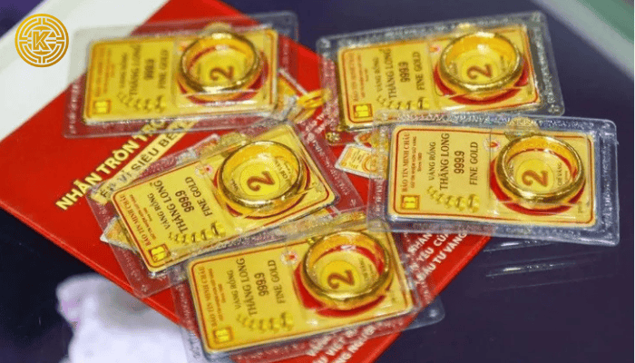 Giá vàng trong nước giảm mạnh, SJC và nhẫn 9999 đồng loạt lao dốc