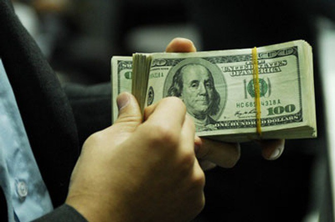Tỷ giá USD hôm nay 18/7: Đồng bạc xanh lao dốc
