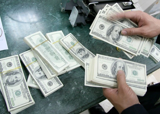 USD ngày 5/10/2024: Thị trường tự do chứng kiến sự sụt giảm