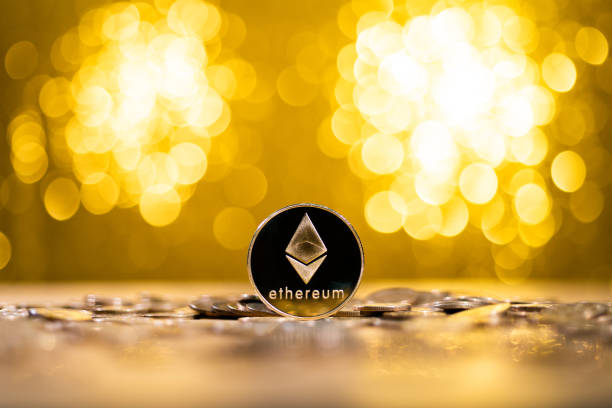 Ethereum vượt 4000 USD nhờ staking kỷ lục và nhu cầu DeFi tăng