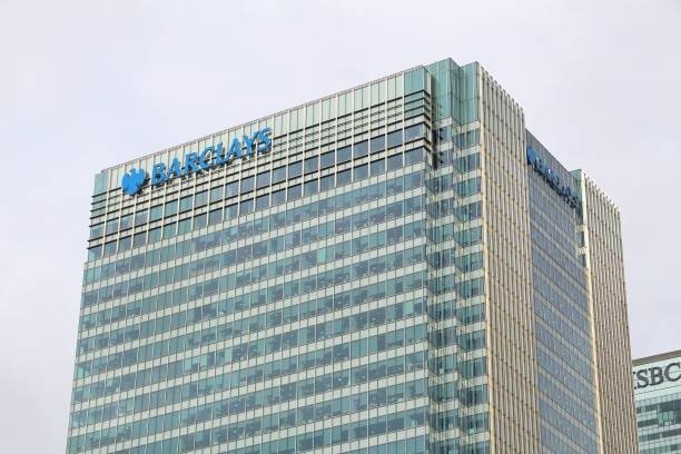 Barclays Chặn Mua Crypto Bằng Thẻ, Vẫn Đầu Tư BTC ETF